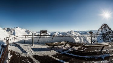 Aussichtsplattform „Top of Tyrol“ am Stubaier Gletscher, © Stubaier Gletscher/eye5-Christoph Schöch